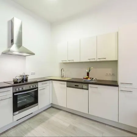 Crown Lägenhet Prag