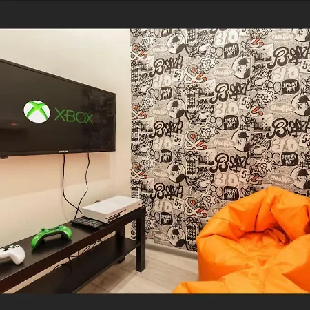 Crown Apartment *